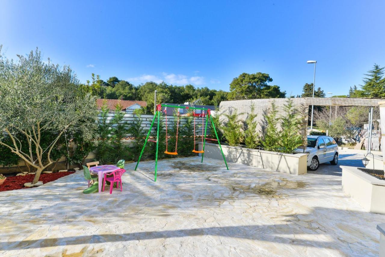 Villa Niko With Private Swimming Pool Zadar Exteriör bild